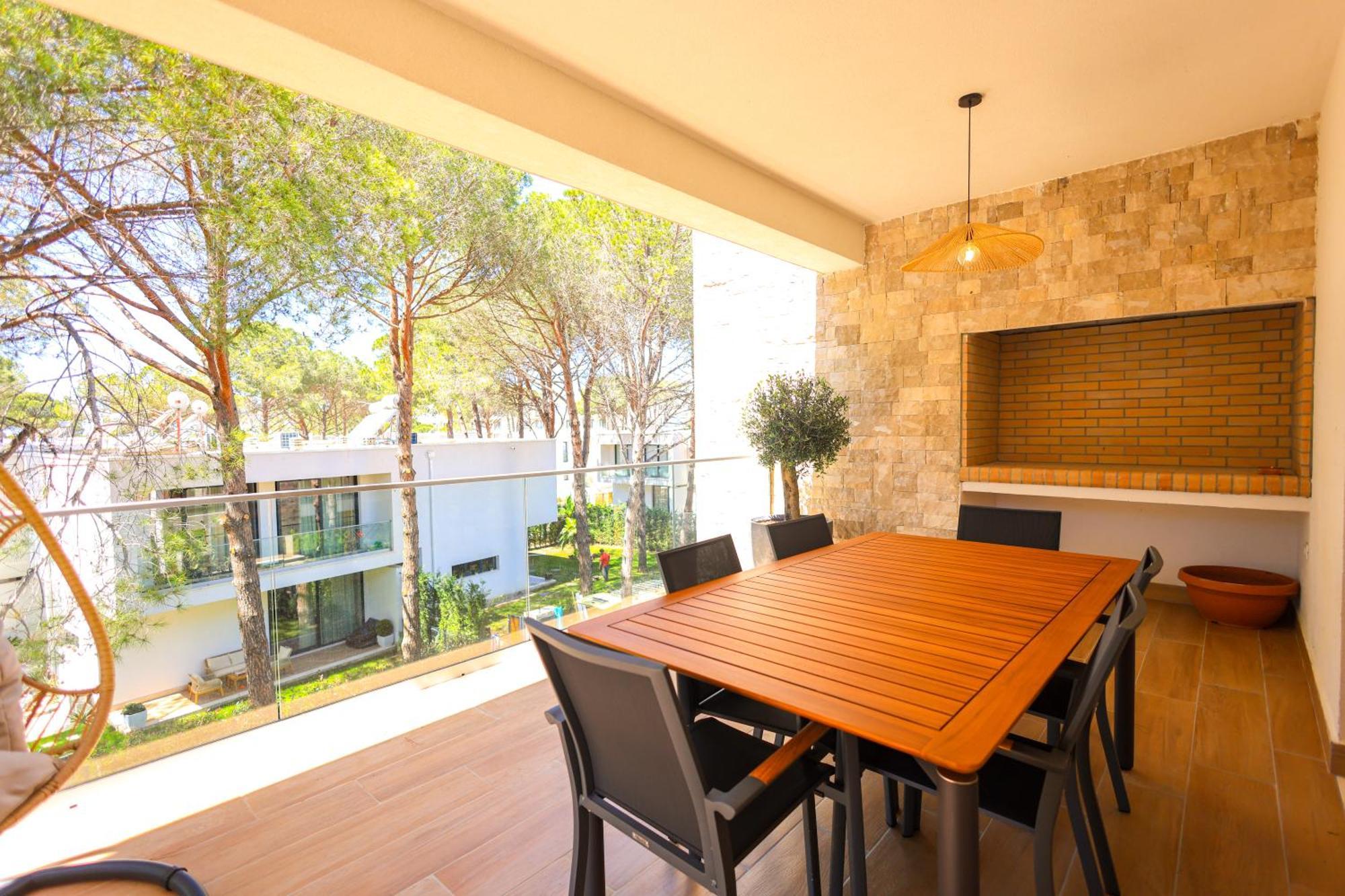 Sanpietro Vacation Apartments Durres Ngoại thất bức ảnh